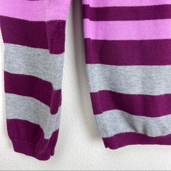 Tommy Hilfiger Long Sleeve V-Neck Stripe Sweater - Picture 7 of 10